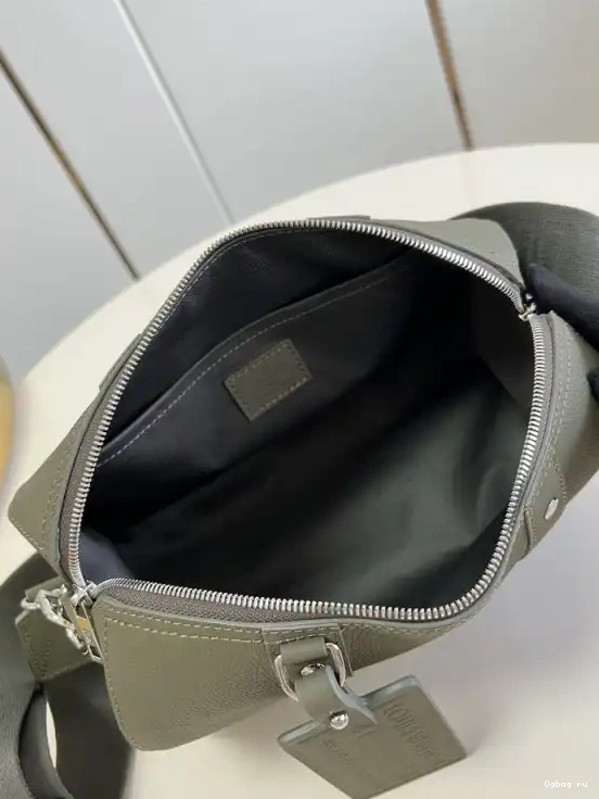 KEEPALL LOUIS CITY VUITTON 0615